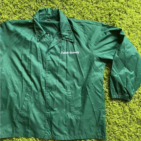 VINTAGE JACKET 90'S WINDBREAKER CATHOLIC UNIVERSITY - Picture 2 of 11